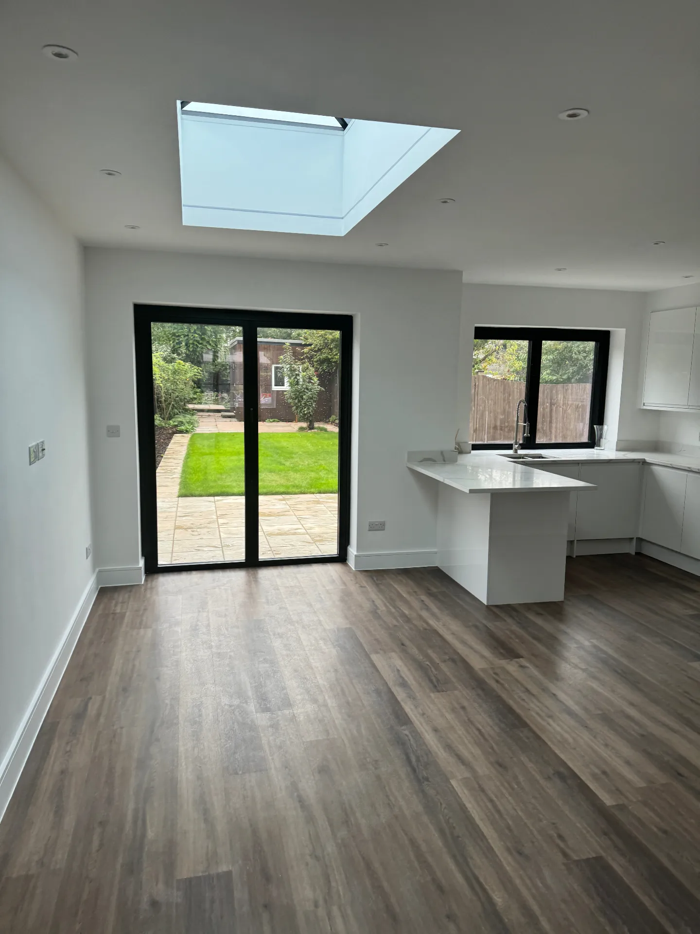 Modern riverside property management - luxury apartment letting services in Battersea, Vauxhall, and South West London